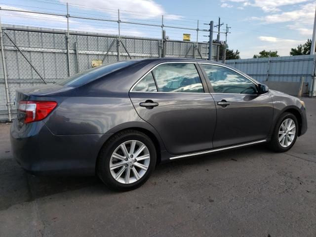 2014 Toyota Camry Hybrid