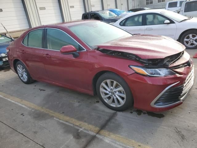 2022 Toyota Camry LE