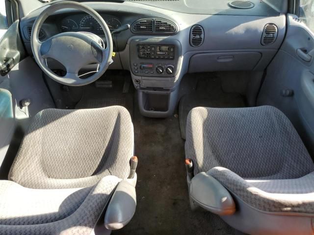 2000 Chrysler Voyager