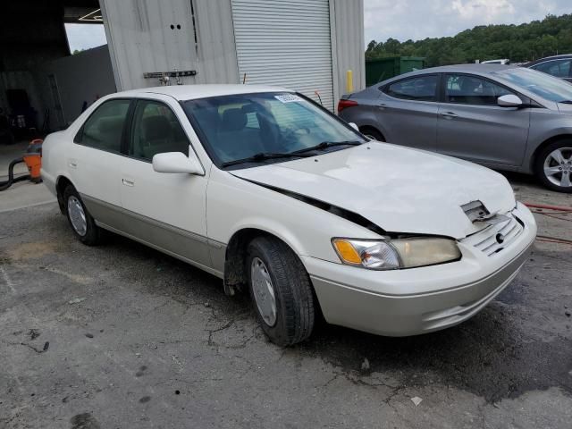 1999 Toyota Camry LE