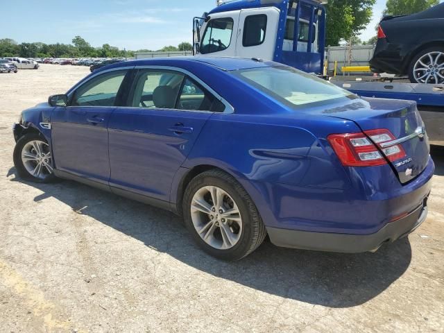 2015 Ford Taurus SE