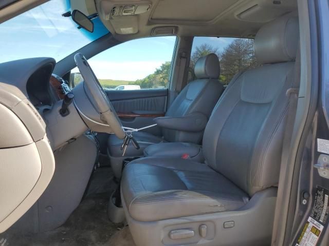 2008 Toyota Sienna XLE