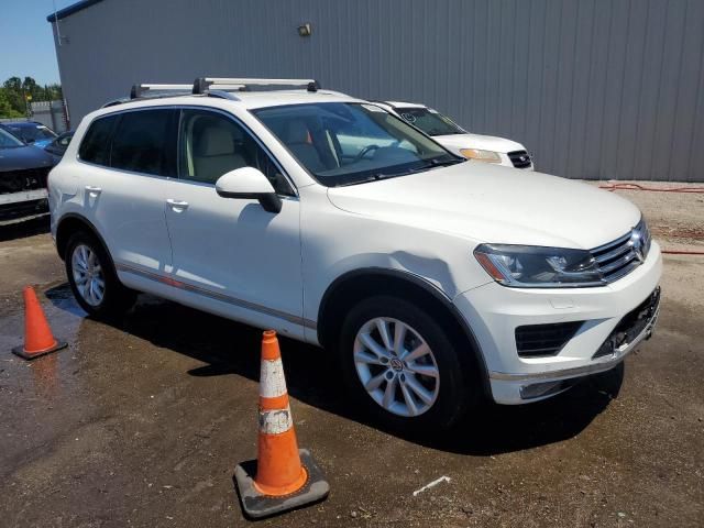 2016 Volkswagen Touareg Sport