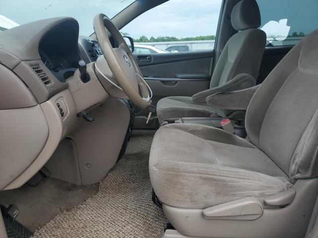 2007 Toyota Sienna CE