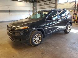 Vehiculos salvage en venta de Copart Wheeling, IL: 2017 Jeep Cherokee Latitude