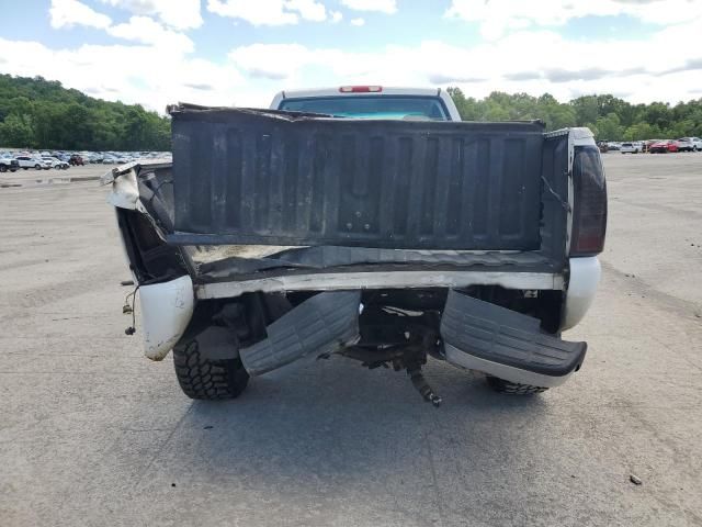 2005 GMC Sierra K2500 Heavy Duty