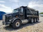 2016 Kenworth Construction T800