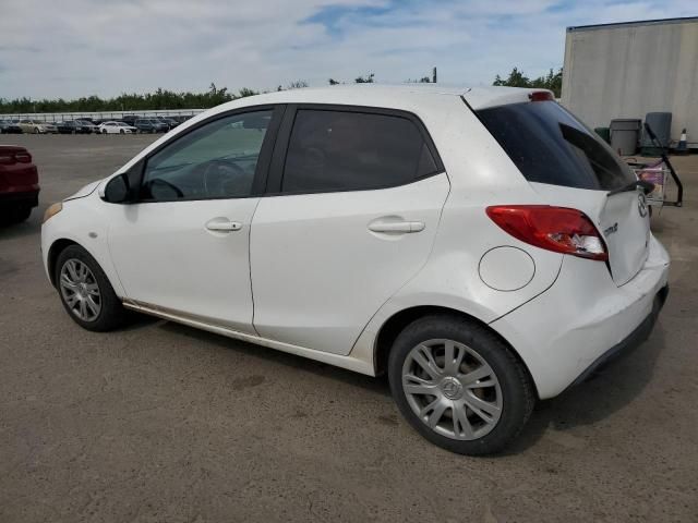 2014 Mazda 2 Sport