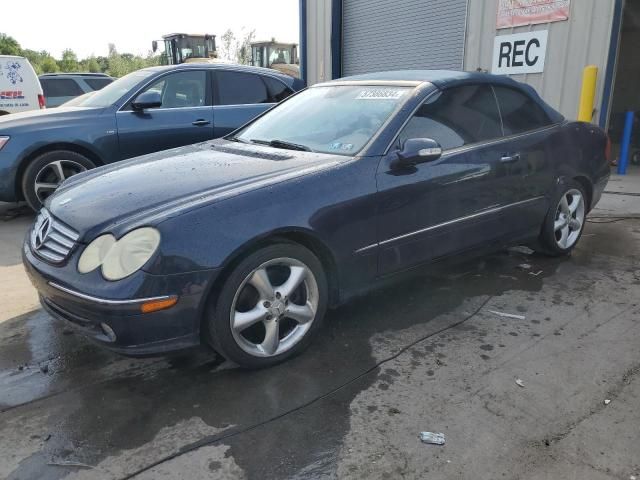 2005 Mercedes-Benz CLK 320