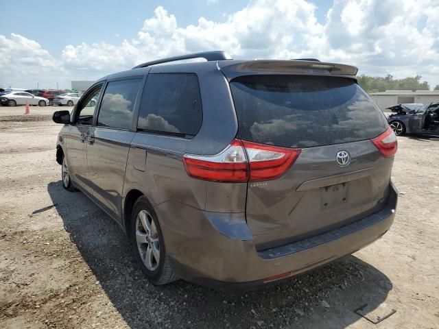 2015 Toyota Sienna LE