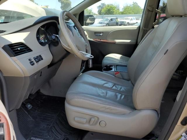 2011 Toyota Sienna XLE