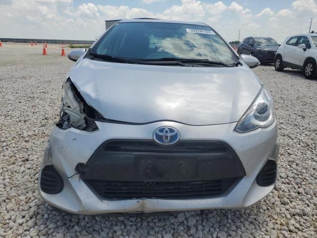 2016 Toyota Prius C