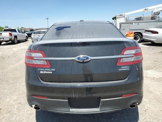 2015 Ford Taurus SEL