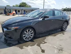 Mazda Vehiculos salvage en venta: 2019 Mazda 3 Premium