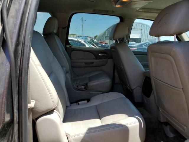 2011 GMC Yukon XL K1500 SLT