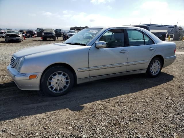 2000 Mercedes-Benz E 320