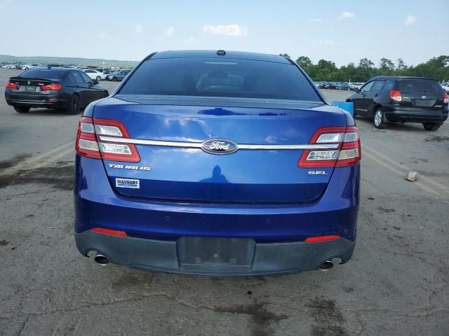 2013 Ford Taurus SEL