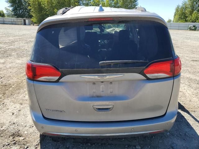 2017 Chrysler Pacifica Touring L