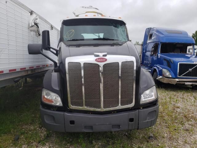 2018 Peterbilt 579