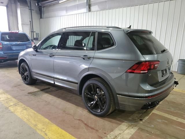 2024 Volkswagen Tiguan SE R-LINE Black