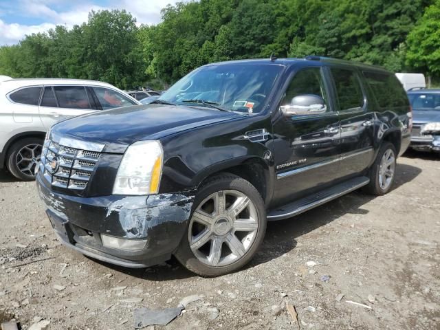 2013 Cadillac Escalade ESV Luxury