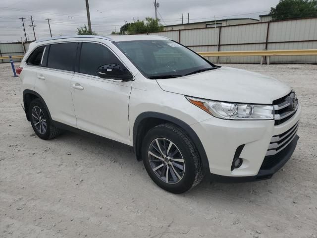 2019 Toyota Highlander SE