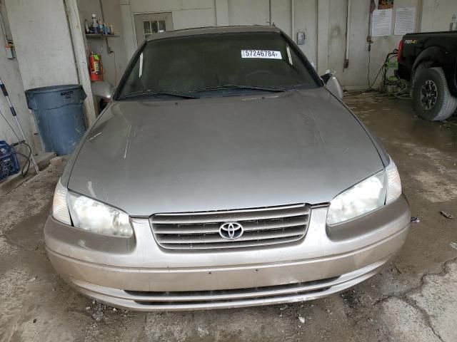 2000 Toyota Camry LE