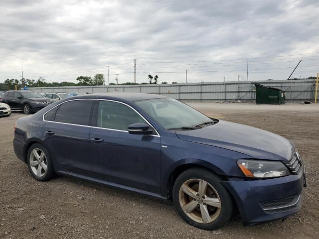 2014 Volkswagen Passat S