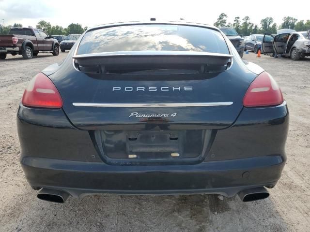 2011 Porsche Panamera 2