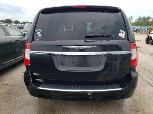 2014 Chrysler Town & Country Touring