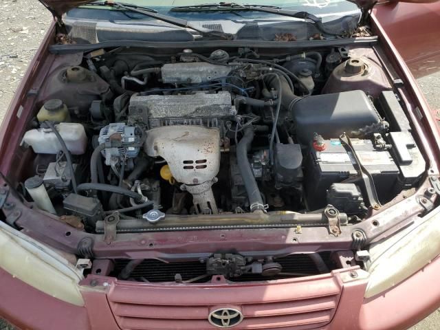 1999 Toyota Camry LE