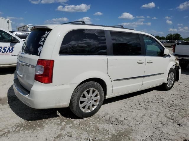 2013 Chrysler Town & Country Touring