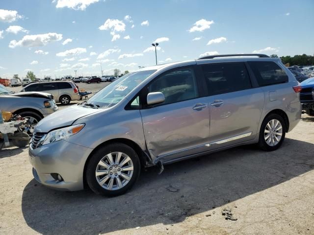 2015 Toyota Sienna XLE