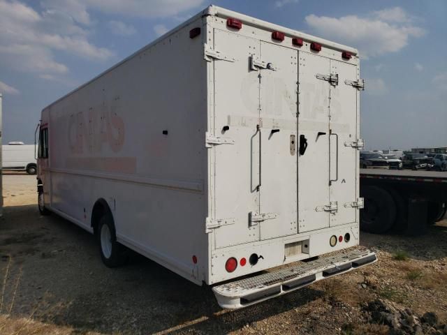 2004 Freightliner Chassis M Line WALK-IN Van