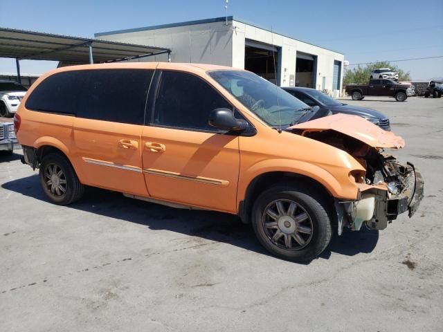 2006 Chrysler Town & Country Touring