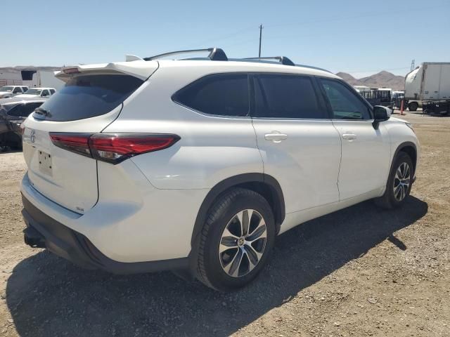 2021 Toyota Highlander XLE