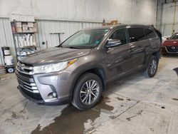Salvage cars for sale at Milwaukee, WI auction: 2019 Toyota Highlander SE