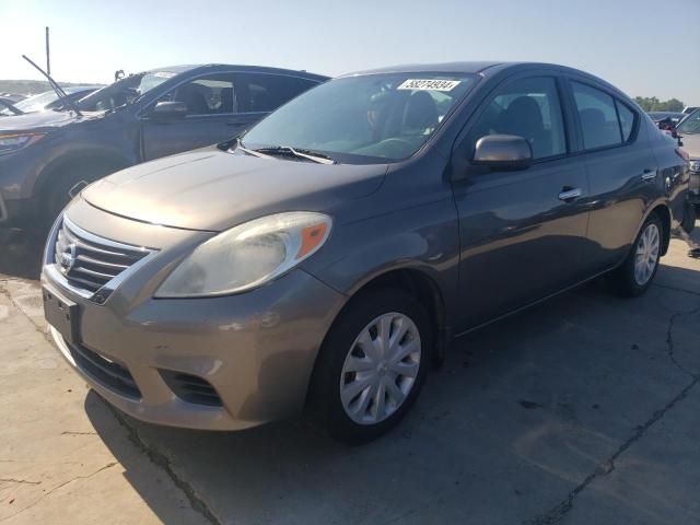 2014 Nissan Versa S