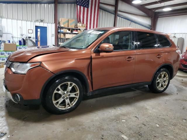 2015 Mitsubishi Outlander SE