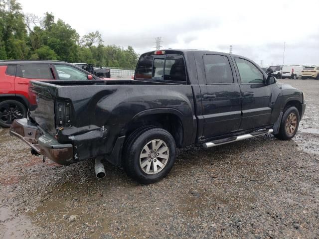 2007 Mitsubishi Raider LS