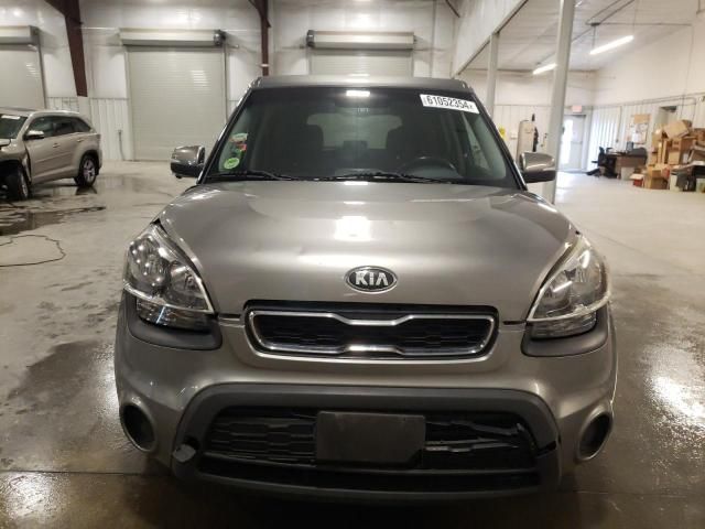 2013 KIA Soul +