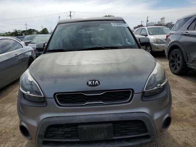 2013 KIA Soul +