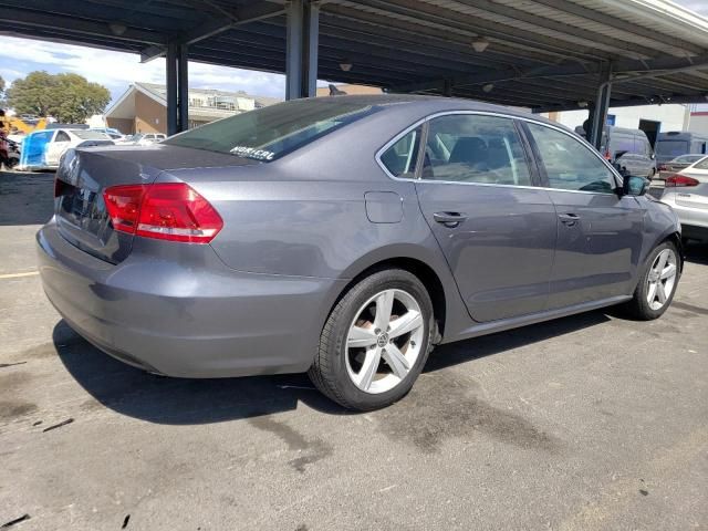 2014 Volkswagen Passat SE