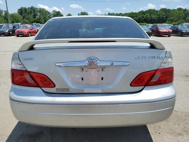 2004 Toyota Avalon XL