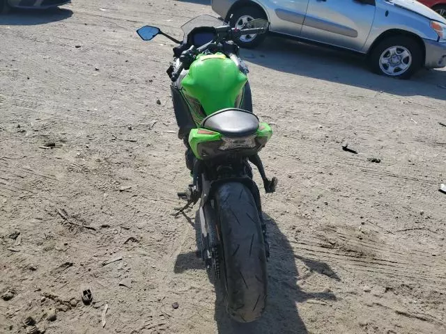 2023 Kawasaki EX650 R