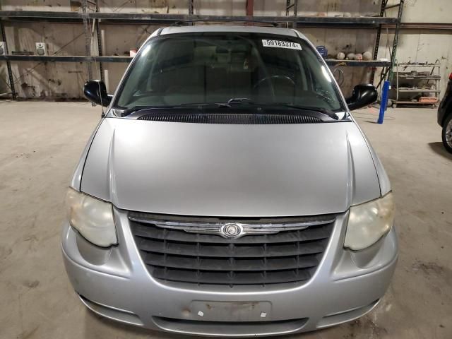 2007 Chrysler Town & Country Touring