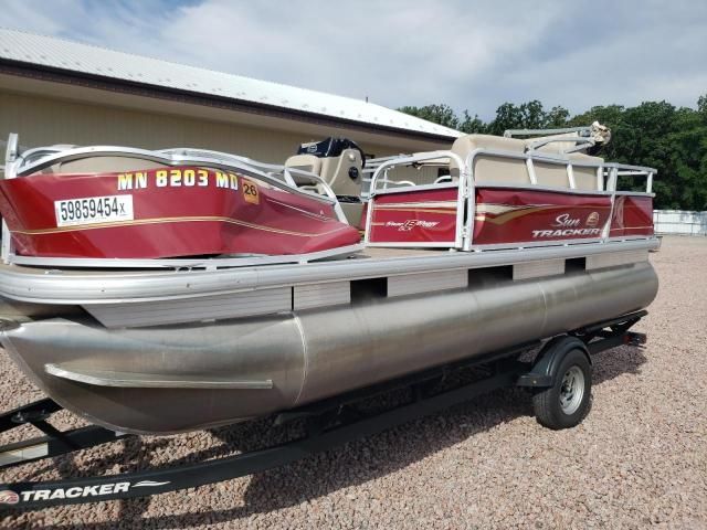 2021 Suntracker Boat With Trailer