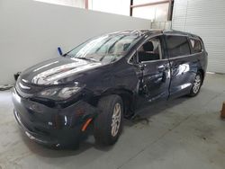 Chrysler Vehiculos salvage en venta: 2023 Chrysler Voyager LX