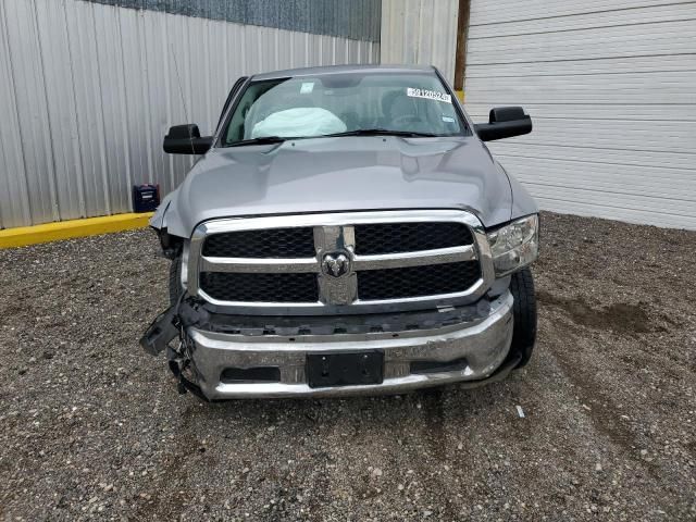 2022 Dodge RAM 1500 Classic SLT