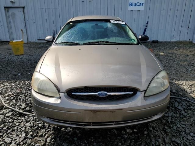 2003 Ford Taurus SE